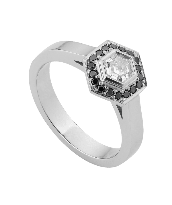 black_diamond_hexagonal_ring