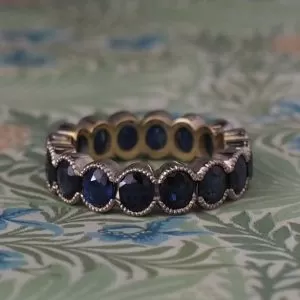 Eurybia - 18YG & 18WG 6.5ct TW Deep Blue Oval Sapphire Beaded Rub Set Eternity Band