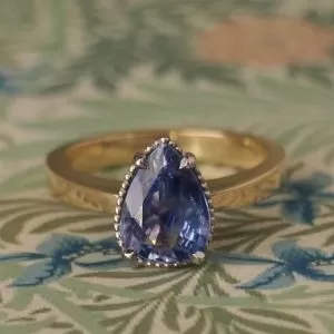 Hera - 18YG & PLT 2.05ct Ceylon Pear Sapphire Solitaire Ring with Beaded Edge
