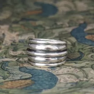 Zuri - STG 5 Ribbed Band