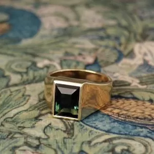 Hero - 9YG 4.19ct Green Tourmaline Signet Ring