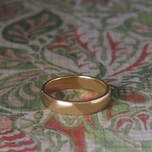 Wilfrid - 9YG 4.5mm Low Half Round Band Size Q 1/2