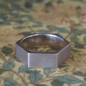 Avro Anson - STG 7.7mm Hexagonal Band with Gypsy Set Black Spinel Baguette