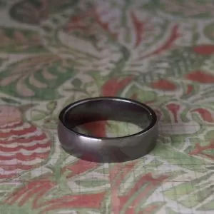 Gunner -Tantalum 6x1.8mm Band Half Round Polished Size W