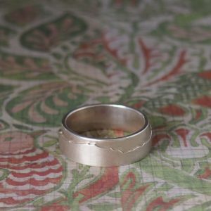 Albatros - STG 7mm Wide Mountain Range Band Size T