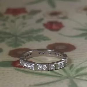 Elle - PLT 0.76ct TDW D-F VS Muilti Blocks Grain Set Eternity Band with x23 Round Brilliant Diamonds Size Q